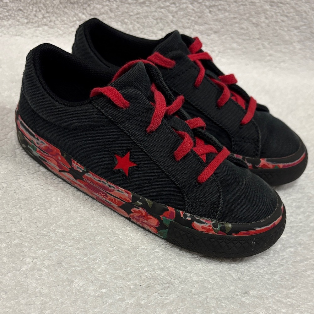 Converse red star Black and floral sneaker size 10